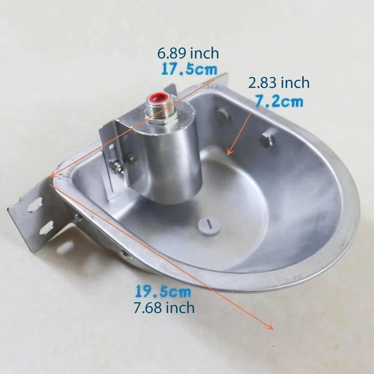 Fontana per abbeveratoio Automatica per Pecore, distributore Automatico di Acqua per bovini, maialini, vitelli, Prato, con Foro di Scarico