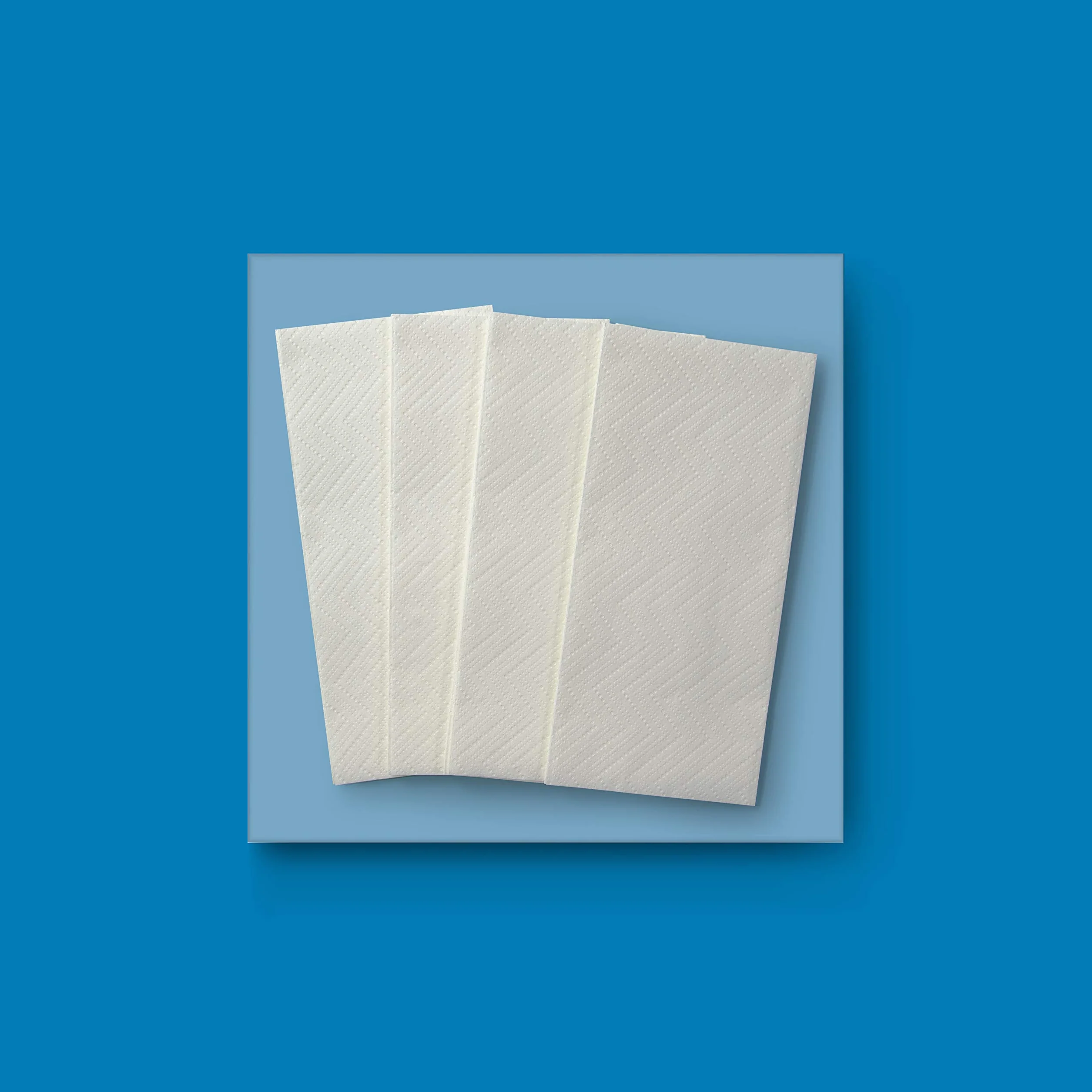 AmazonCommercial Asciugamani Di Carta Piegati A Z Cellulosa 2 Veli 4000 Fogli 24cm x 20,3cm Compatibile Con Dispenser H2