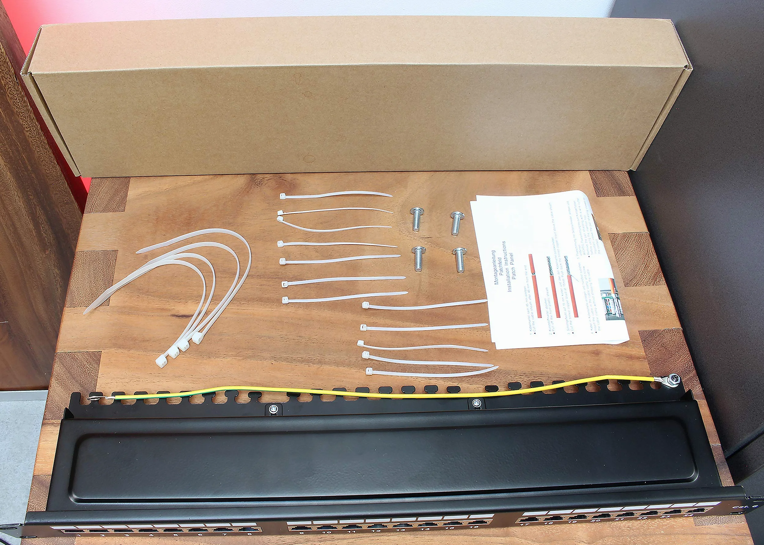 1aTTack.de Patch Panel CAT5 CAT6 CAT7 - Presa di rete RJ45 Keystone, alloggiamento in metallo CAT6 24 porte Nero Patchpanel CAT6