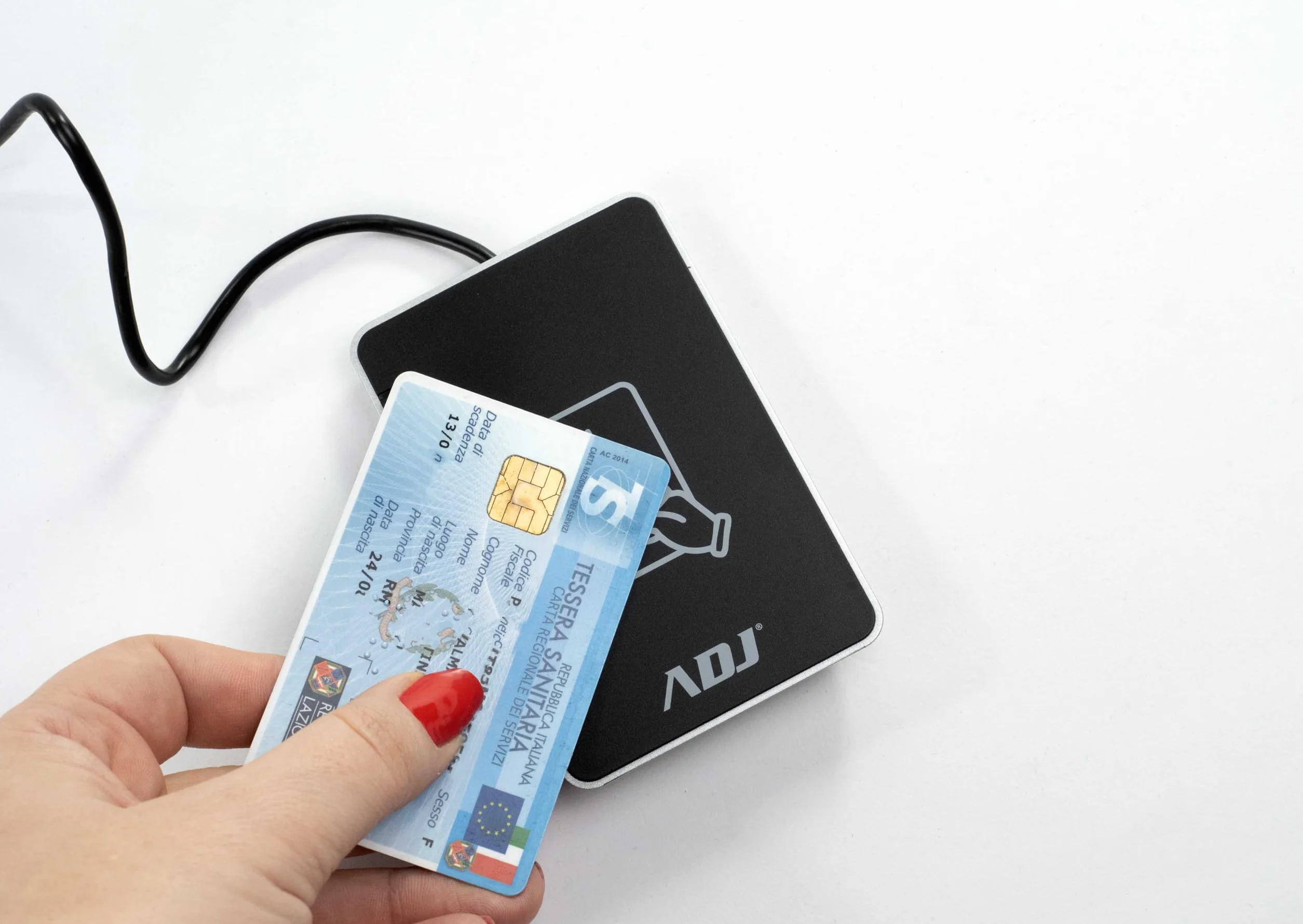 ADJ CR001 Lettore RFID e NFC per Carta d’Identità Elettronica CIE 3.0, Tessera Sanitaria, Carte Contactless per Accedere a ANPR, INPS, INAIL, Agenzia Entrate e siti della P.A., Compatibile Window, Mac