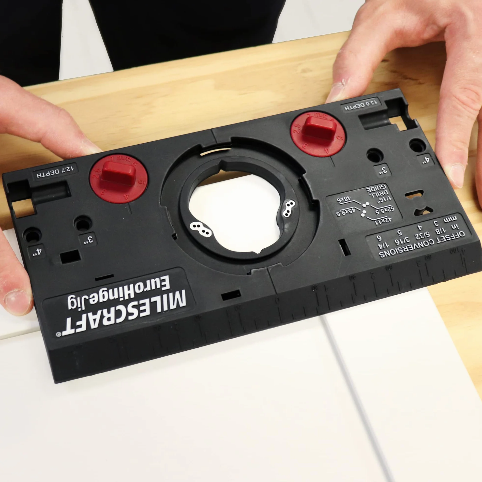 Milescraft 1342 Euro Hinge Jig Maschera per cerniere nascoste guida di perforazione per armadi