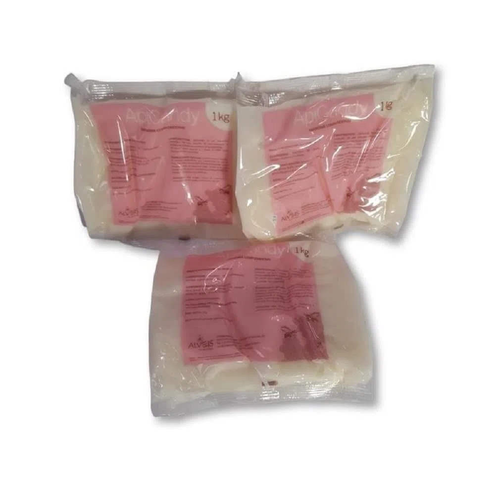 Apicandy, Candito per api da 1kg. Pacco da 12 confezioni. E' un candito a base zuccherina per api, proveniente esclusivamente da barbabietola da zucchero.
